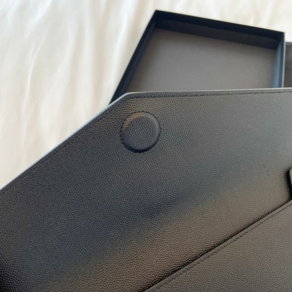 SOLD YSL SAINT LAURENT UPTOWN CLUTCH - Picture 5 of 7